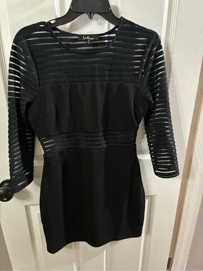 poshmark black dress Discover the timeless elegance of the Teri Jon evening dress available now  on Poshmark. This stunning piece features exquisite detailing and a  silhouette that flatters every figure. Perfect for any formal occasion,